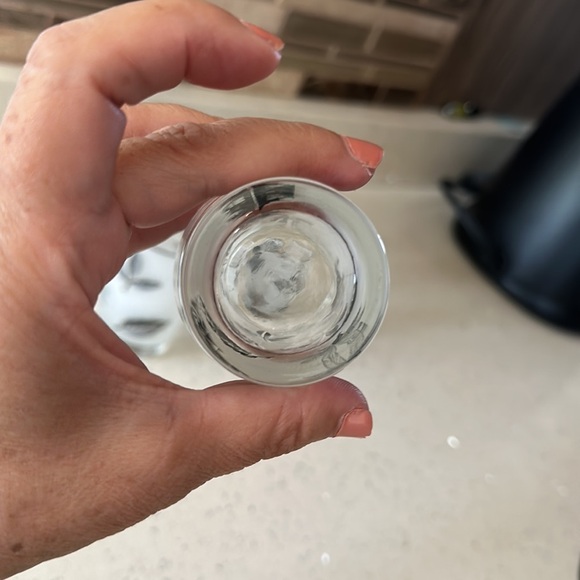 Vintage Set of Four Small Glasses - Picture 4 of 5